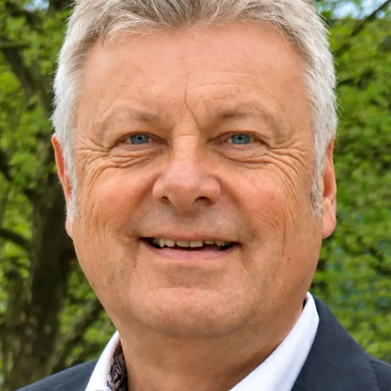 Dirk Dujesiefken